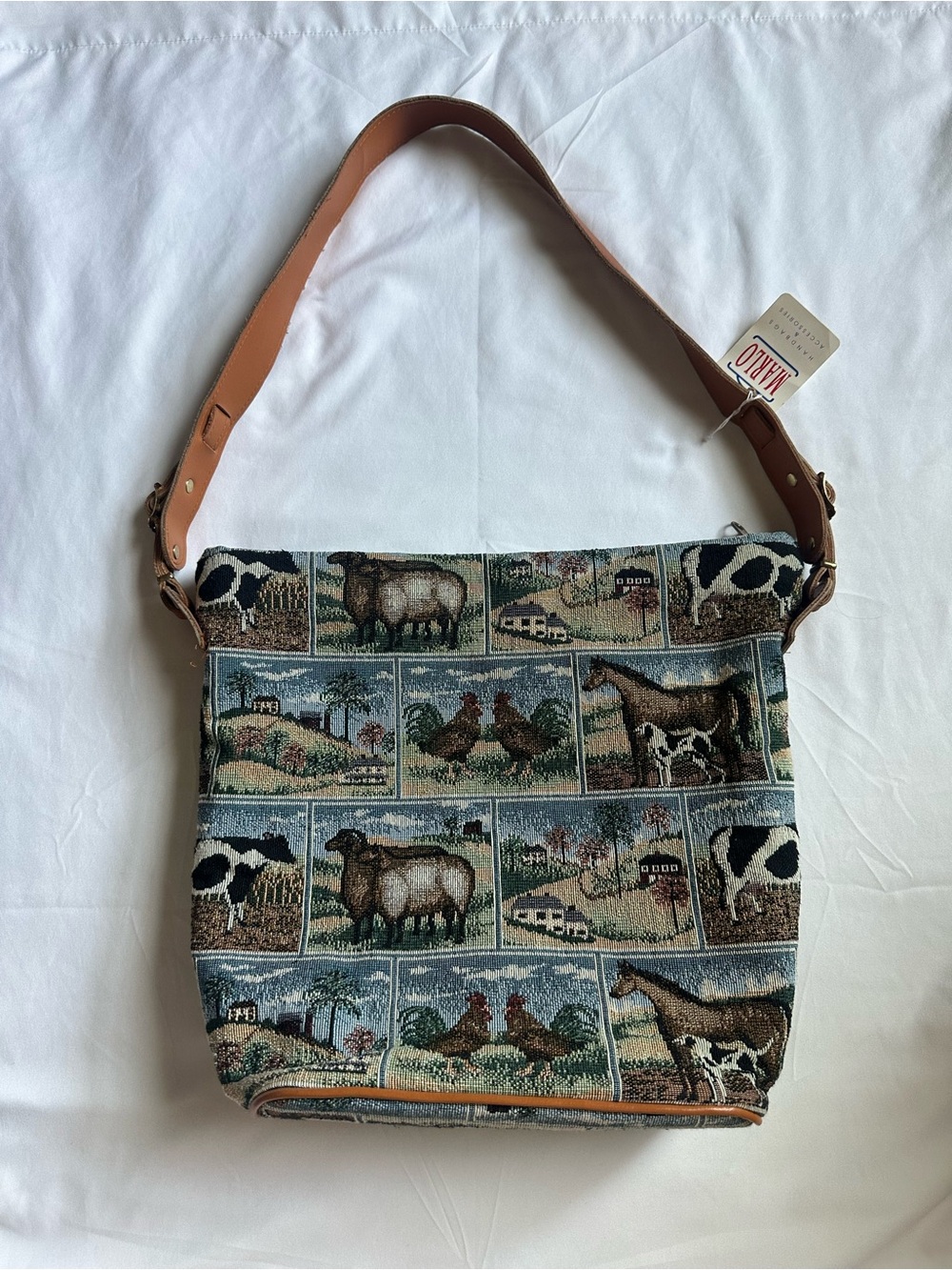 NWT Canvas Farm Animal Printed Shoulder Tote Bag